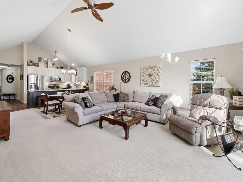 6972 Greensview Village Drive, Canal Winchester, OH 43110 Photo 20