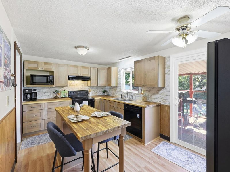3318 Noe Bixby Road, Columbus, OH 43232 Photo 10