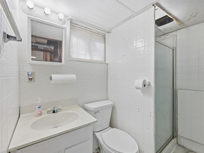 3318 Noe Bixby Road, Columbus, OH 43232 Photo 21