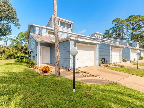 100 Kingbird Circle, Unit 5, Daytona Beach, FL 32119