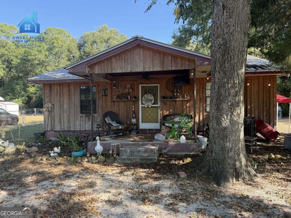 617 E Pine Street, Vienna, GA 31092