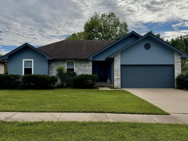 2934 E Chattanooga Street, Springfield, MO 65804