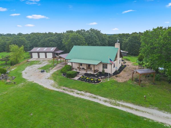 2115 Garrison Cutoff Road , Taneyville, MO 65759