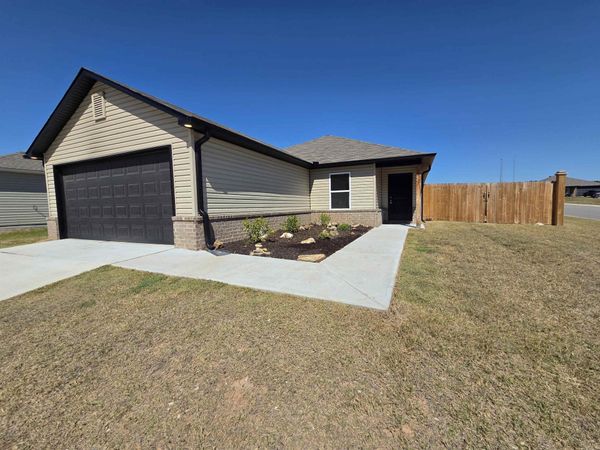 1537 Meadows Drive , Benton, AR 72019
