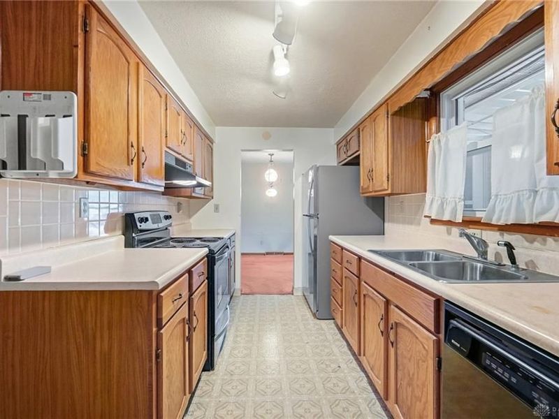 2560 Casey Drive, Springfield, OH 45503 Photo 21