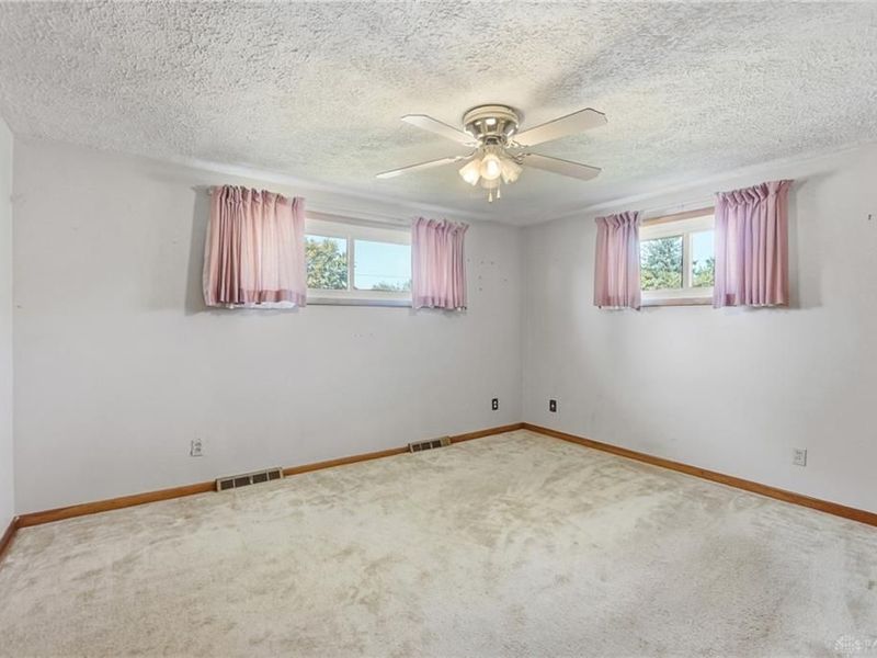 2560 Casey Drive, Springfield, OH 45503 Photo 27