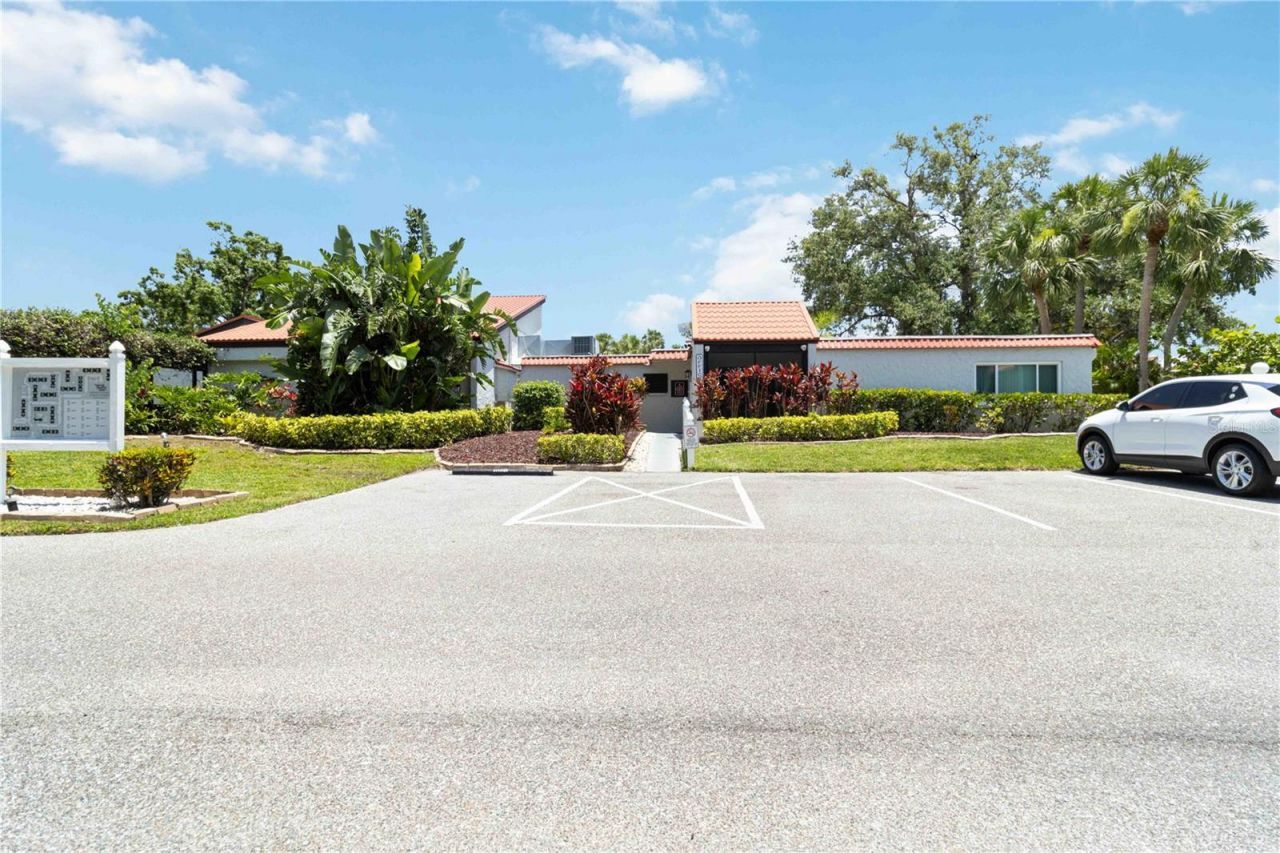 3281 Beneva Road , Unit 104, Sarasota, FL 34232 Photo
