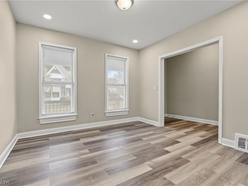 2344 E 86th Street, Cleveland, OH 44106 Photo 7
