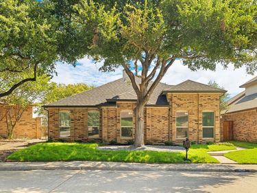 16726 Cleary Circle, Dallas, TX 75248