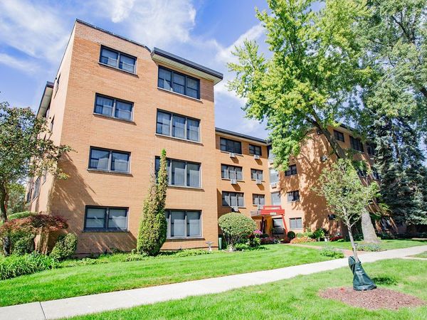 500 Washington Boulevard , Unit 206, Oak Park, IL 60302
