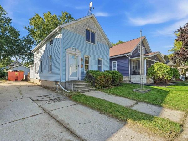 276 5TH STREET, Fond Du Lac, WI 54935