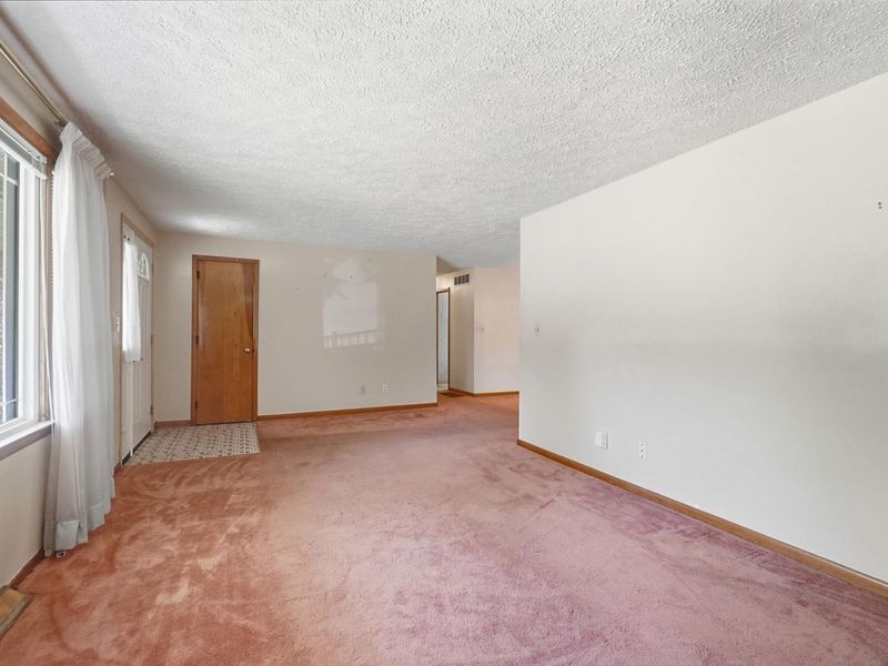 2560 Casey Drive, Springfield, OH 45503 Photo 12