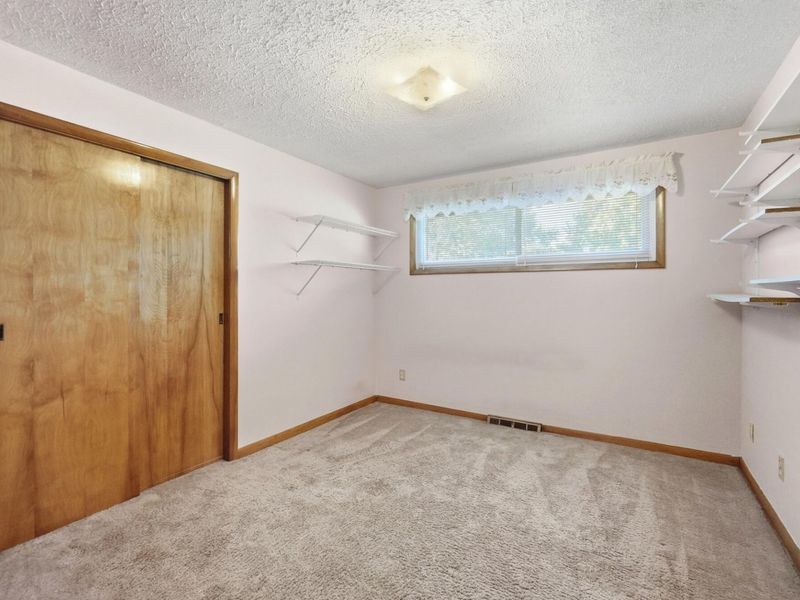 2560 Casey Drive, Springfield, OH 45503 Photo 32