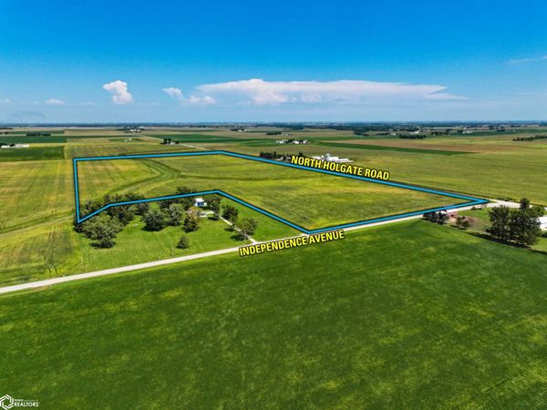 North Holgate Road, Waterloo, IA 50703