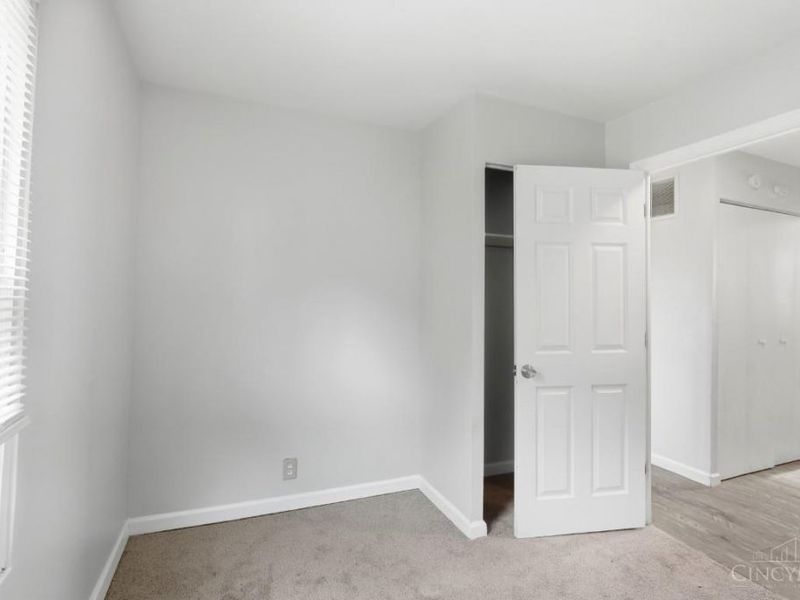 9520 Crestbrook Drive, Springfield Township, OH 45231 Photo 21