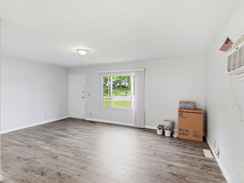 9520 Crestbrook Drive, Springfield Township, OH 45231 Photo 8