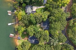 921 Sandbar Road  photo 4