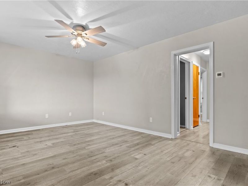 429 W 41st Street, Shadyside, OH 43947 Photo 2