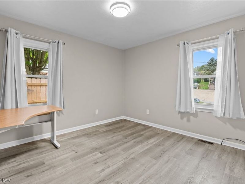 429 W 41st Street, Shadyside, OH 43947 Photo 8