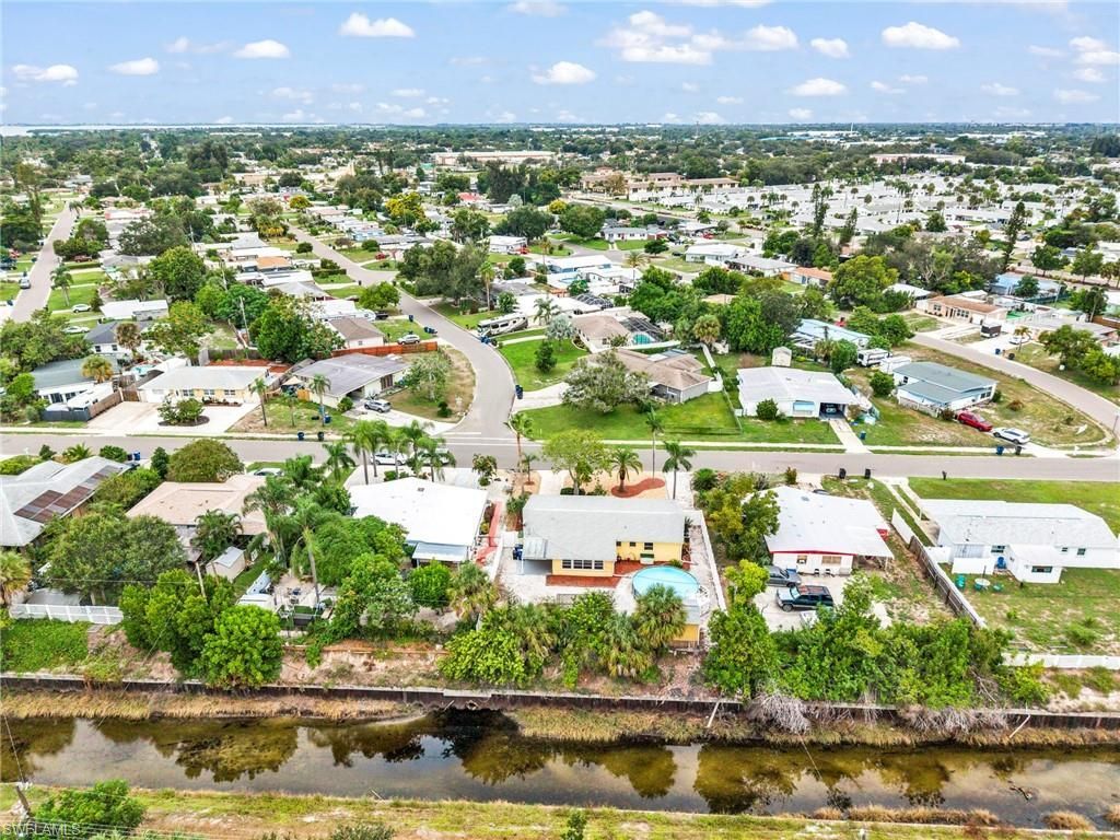 6235 Columbia Dr, Bradenton, FL 34207 Photo
