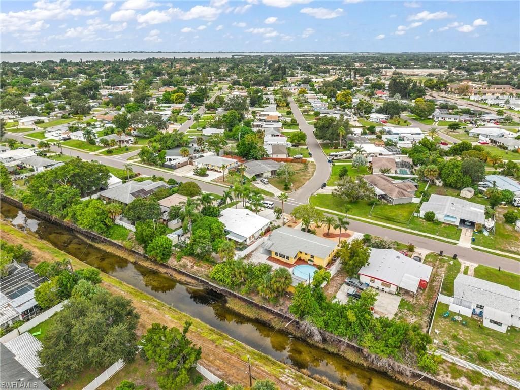 6235 Columbia Dr, Bradenton, FL 34207 Photo