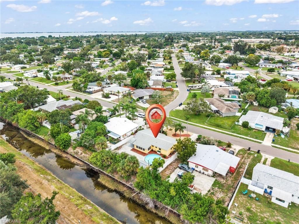 6235 Columbia Dr, Bradenton, FL 34207 Photo