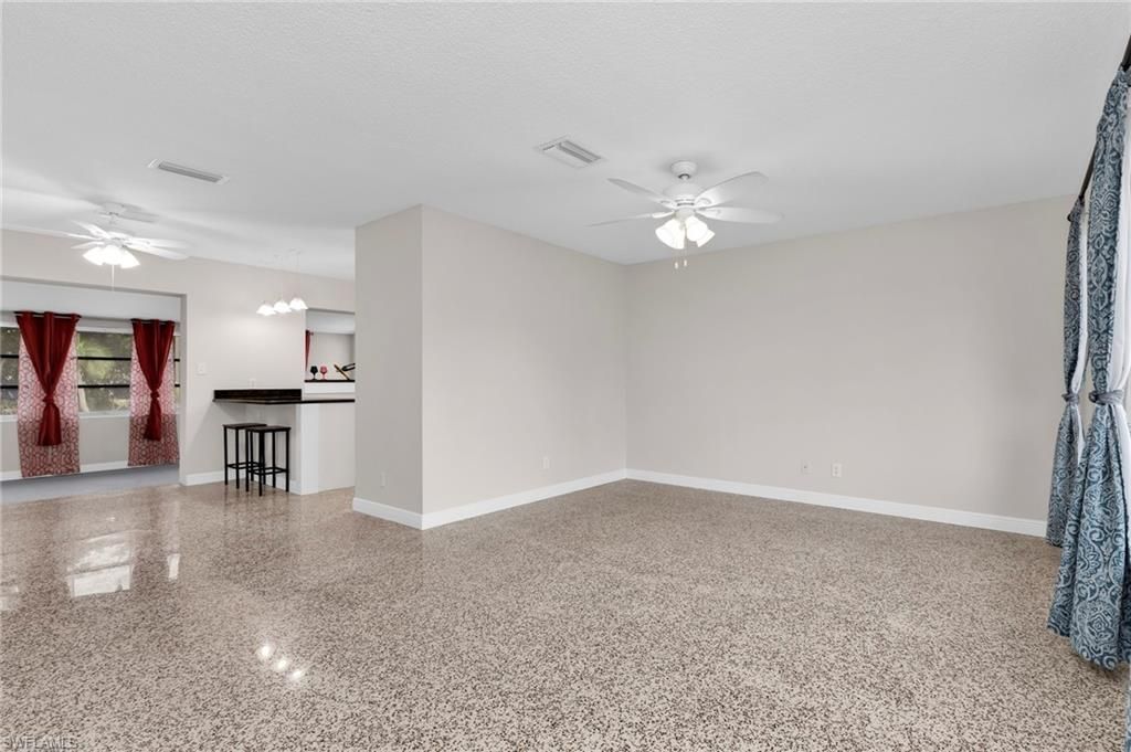 6235 Columbia Dr, Bradenton, FL 34207 Photo
