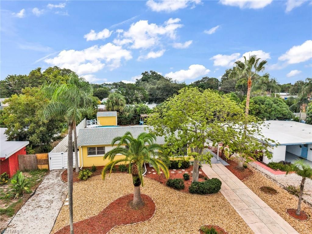 6235 Columbia Dr, Bradenton, FL 34207 Photo