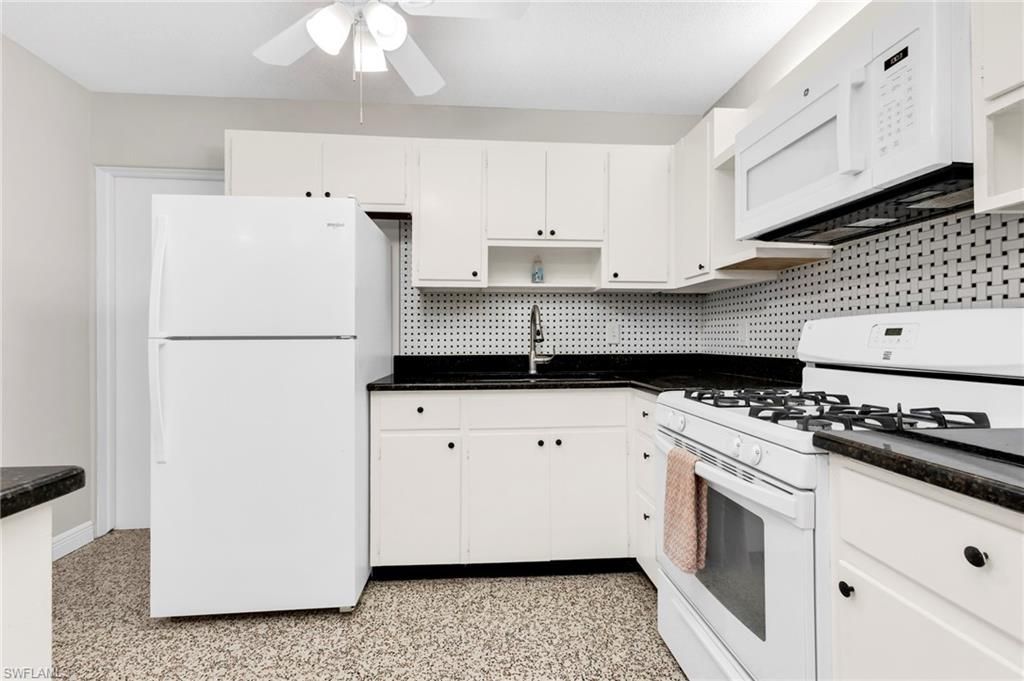 6235 Columbia Dr, Bradenton, FL 34207 Photo