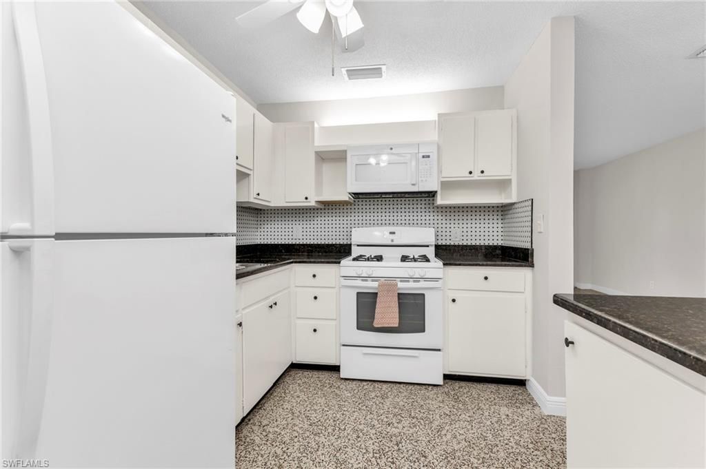 6235 Columbia Dr, Bradenton, FL 34207 Photo
