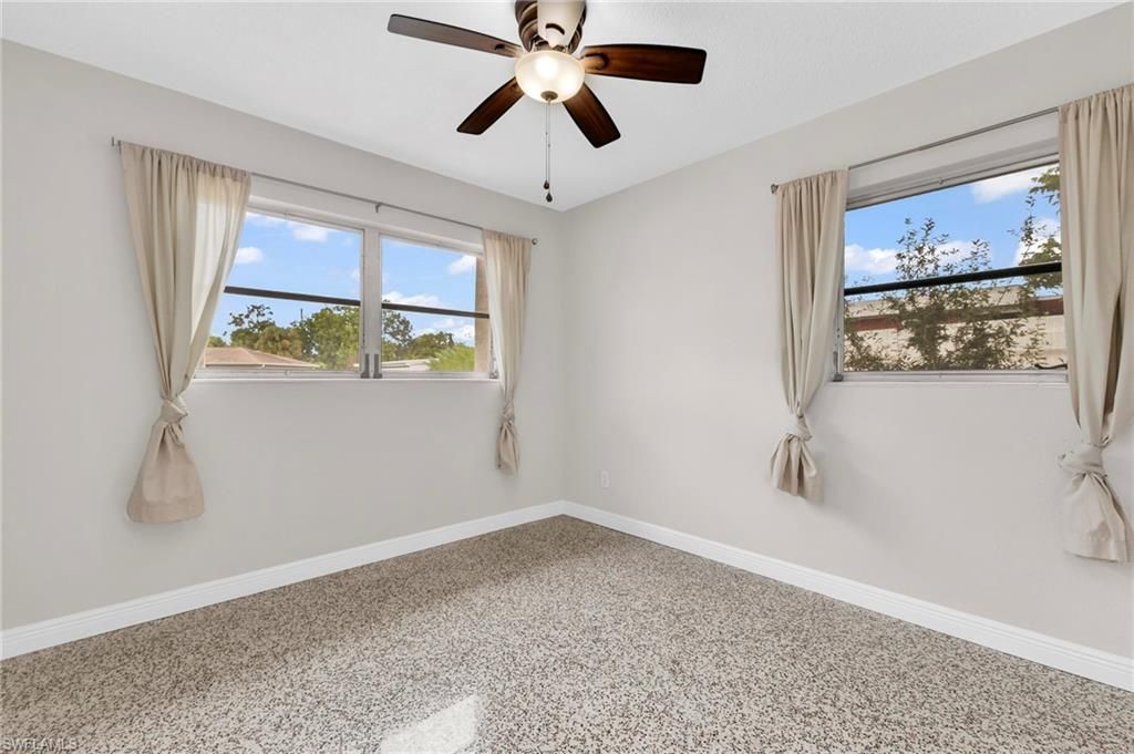 6235 Columbia Dr, Bradenton, FL 34207 Photo