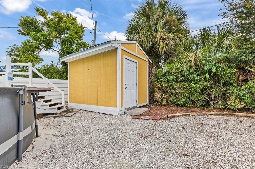 6235 Columbia Dr, Bradenton, FL 34207 Photo