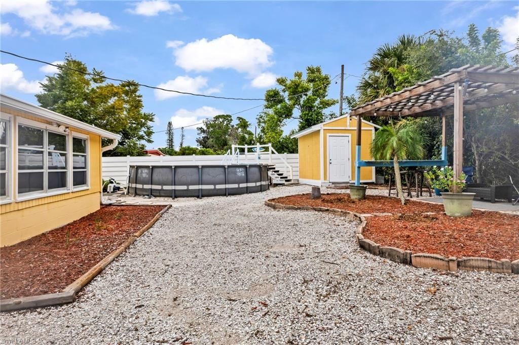 6235 Columbia Dr, Bradenton, FL 34207 Photo