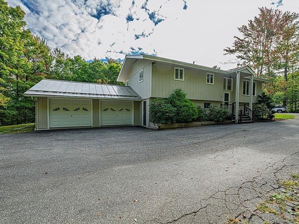 17 Ridge Road, Sunapee, NH 03782