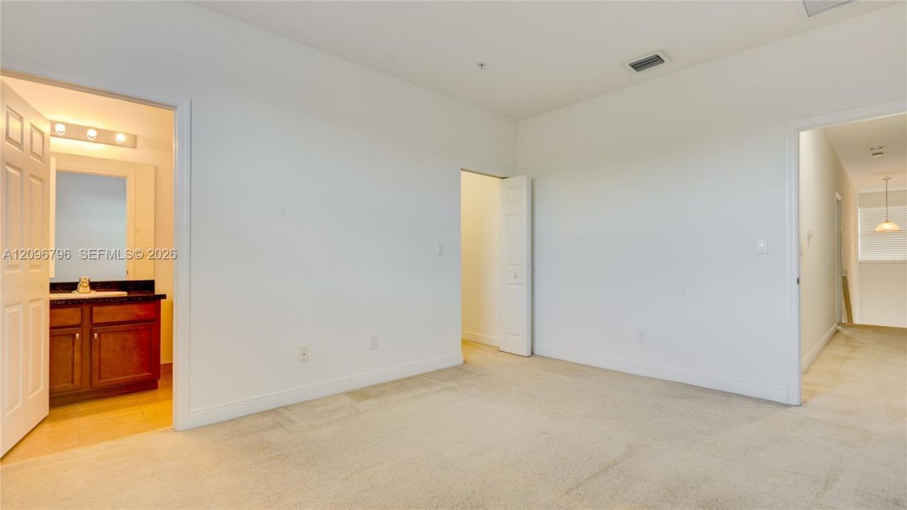 954 SW 147th Ave , Unit 2610, Pembroke Pines, FL 33027 Photo