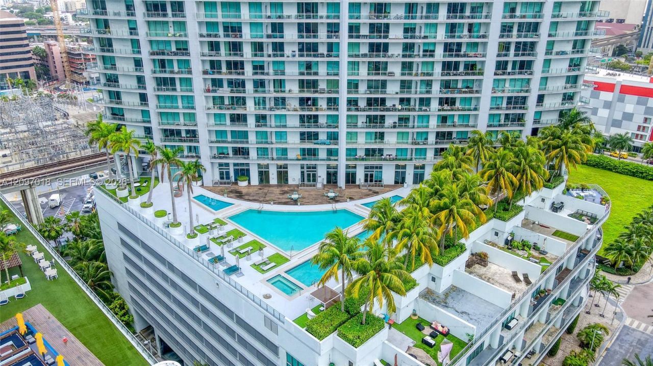 90 SW 3rd St , Unit 2009, Miami, FL 33130 Photo