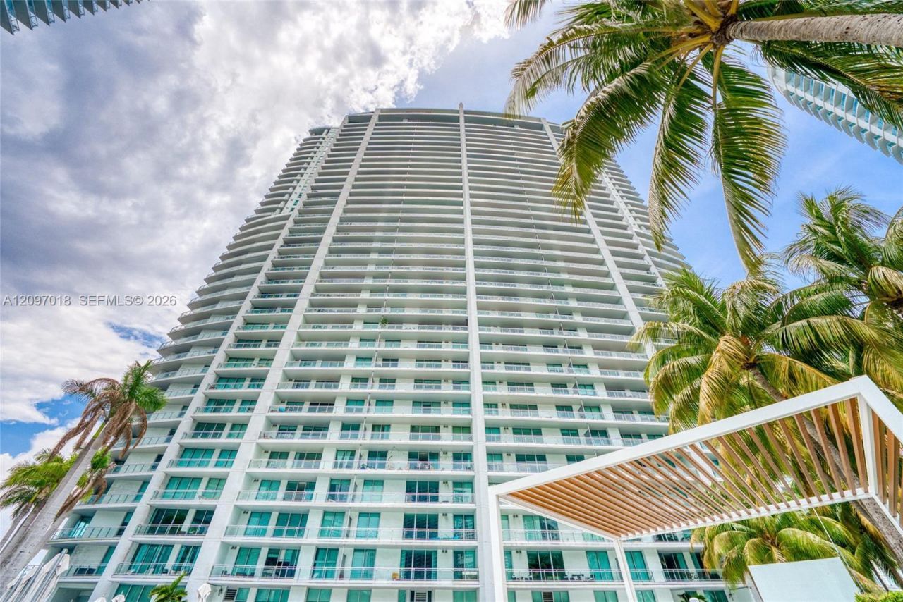 90 SW 3rd St , Unit 2009, Miami, FL 33130 Photo