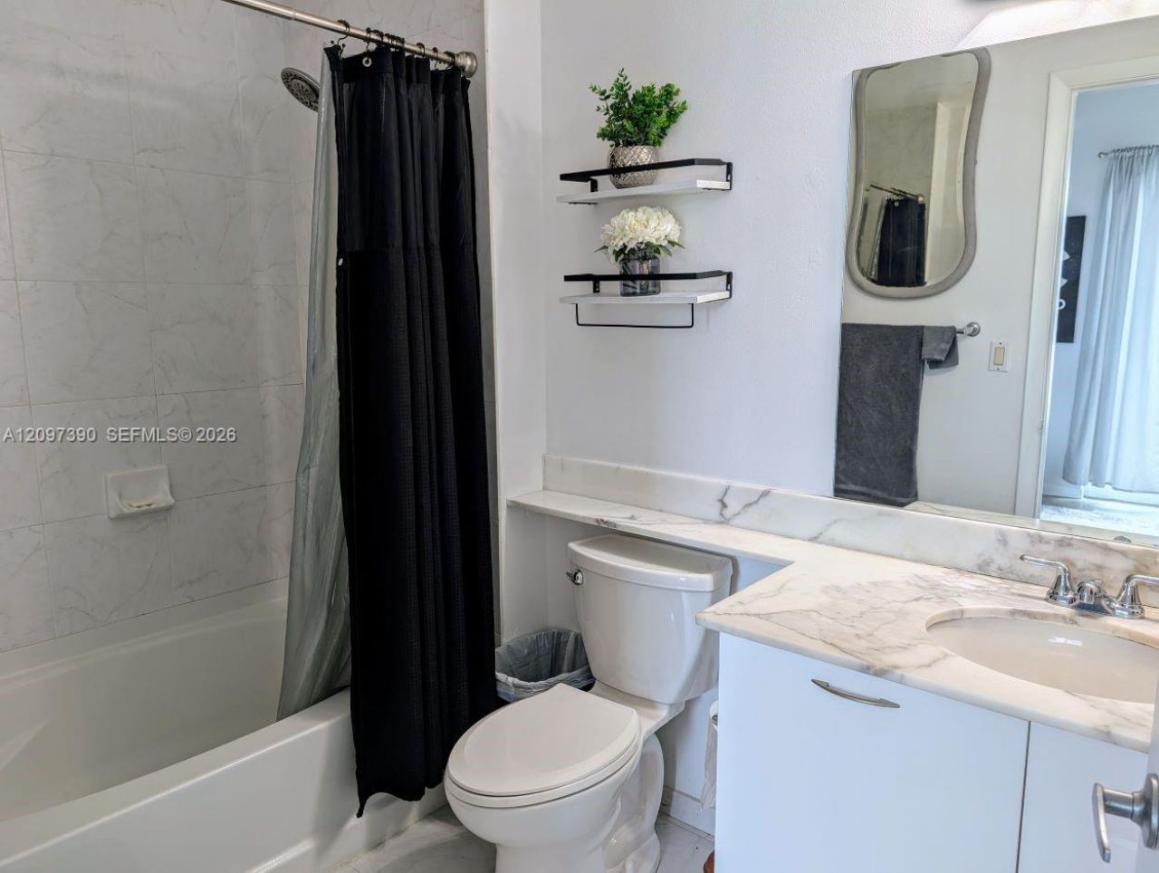 234 NE 3rd St, Unit 1204, Miami, FL 33132 Photo
