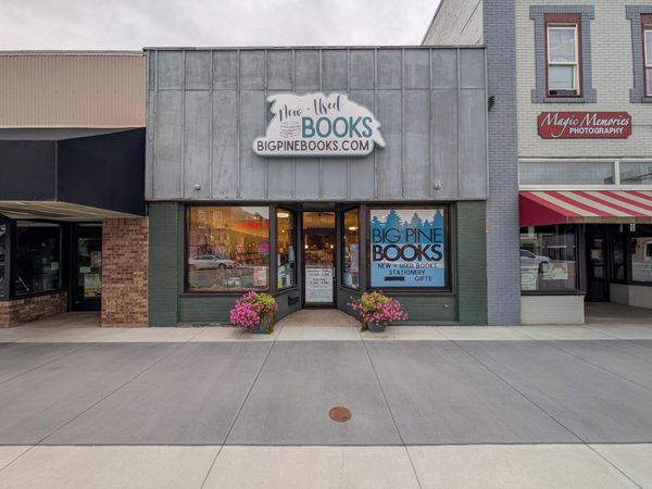 126 W Main Street , Perham, MN 56573