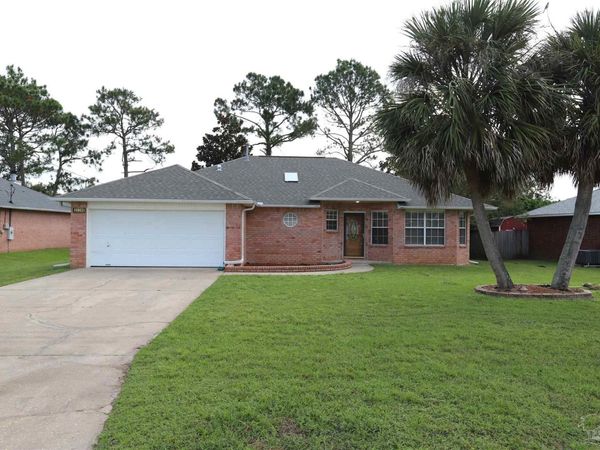 2130 Coral Creek Dr, Pensacola, FL 32506