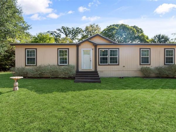 110 Wooded Creek Drive , Athens, TX 75751