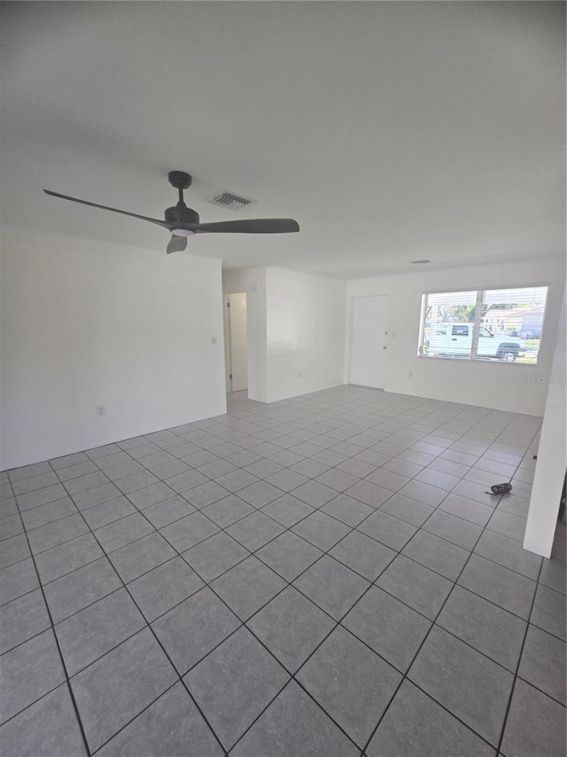 6017 23rd Avenue N, Saint Petersburg, FL 33710 Photo