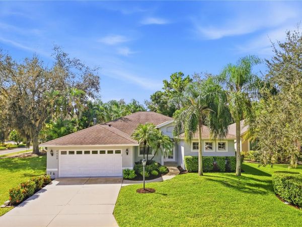 6668 MEANDERING WAY , LAKEWOOD RANCH, FL 34202