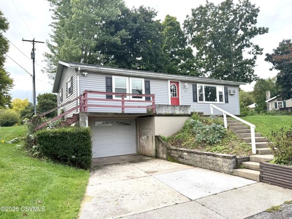 19 LIBERTY Lane , Middleburg, PA 17842