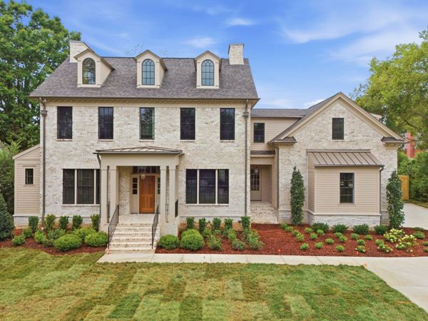 215 Page Rd , Nashville, TN 37205