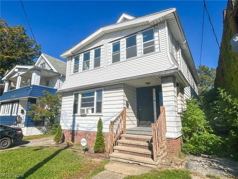 15005 Lucknow Avenue, Cleveland, OH 44110 Photo 3