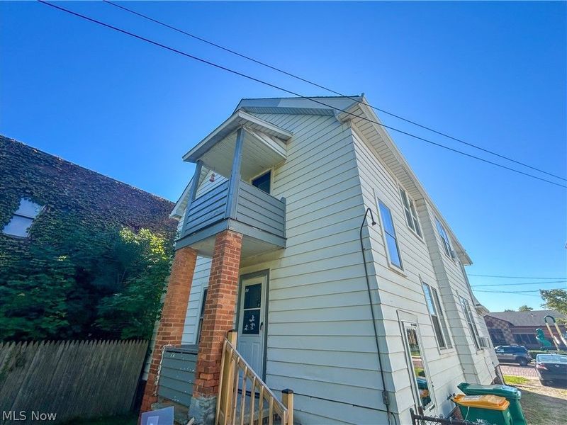 15005 Lucknow Avenue, Cleveland, OH 44110 Photo 4