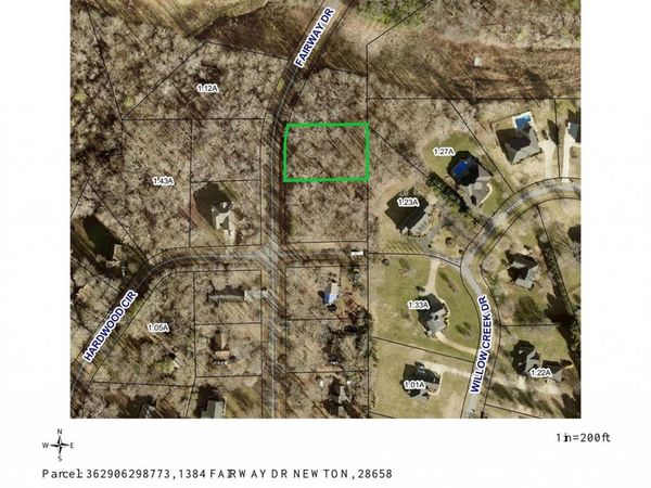 1384 Fairway Drive , Newton, NC 28213