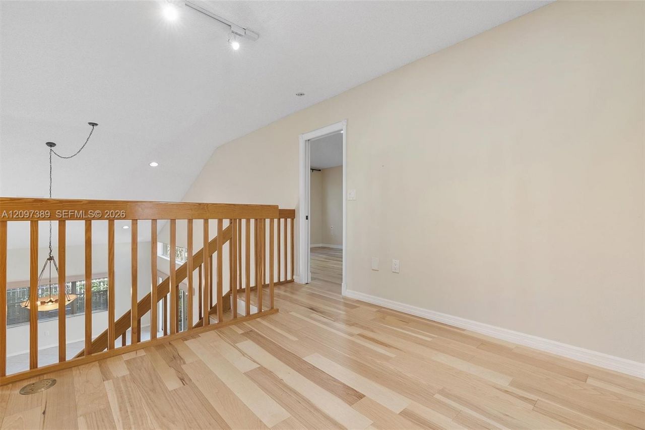 1960 Sweetbay Way, Hollywood, FL 33019 Photo
