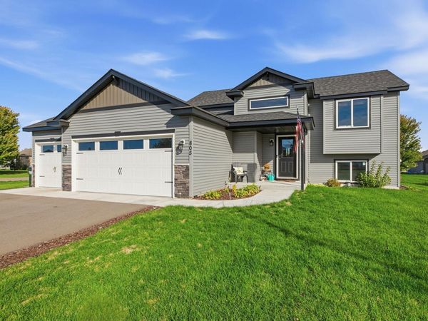 805 2 1/2 Avenue SW, Rice, MN 56367